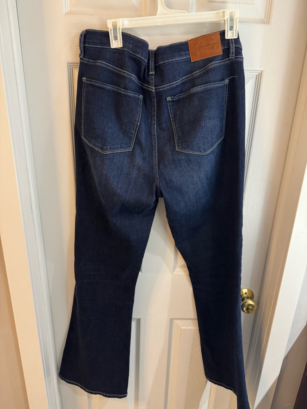 Lucky Brand Indigo Bootcut Jeans 🍀 - Picture 4 of 4
